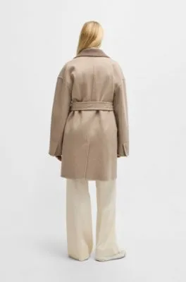Abrigo con cinturón fabricado en Italia en mezcla de lana con cashmere