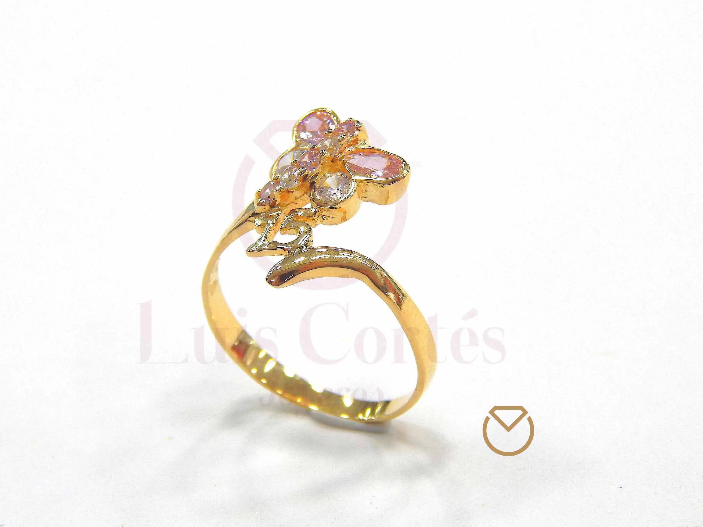ANILLO QUINCE AñOS ORO LCAQAO30