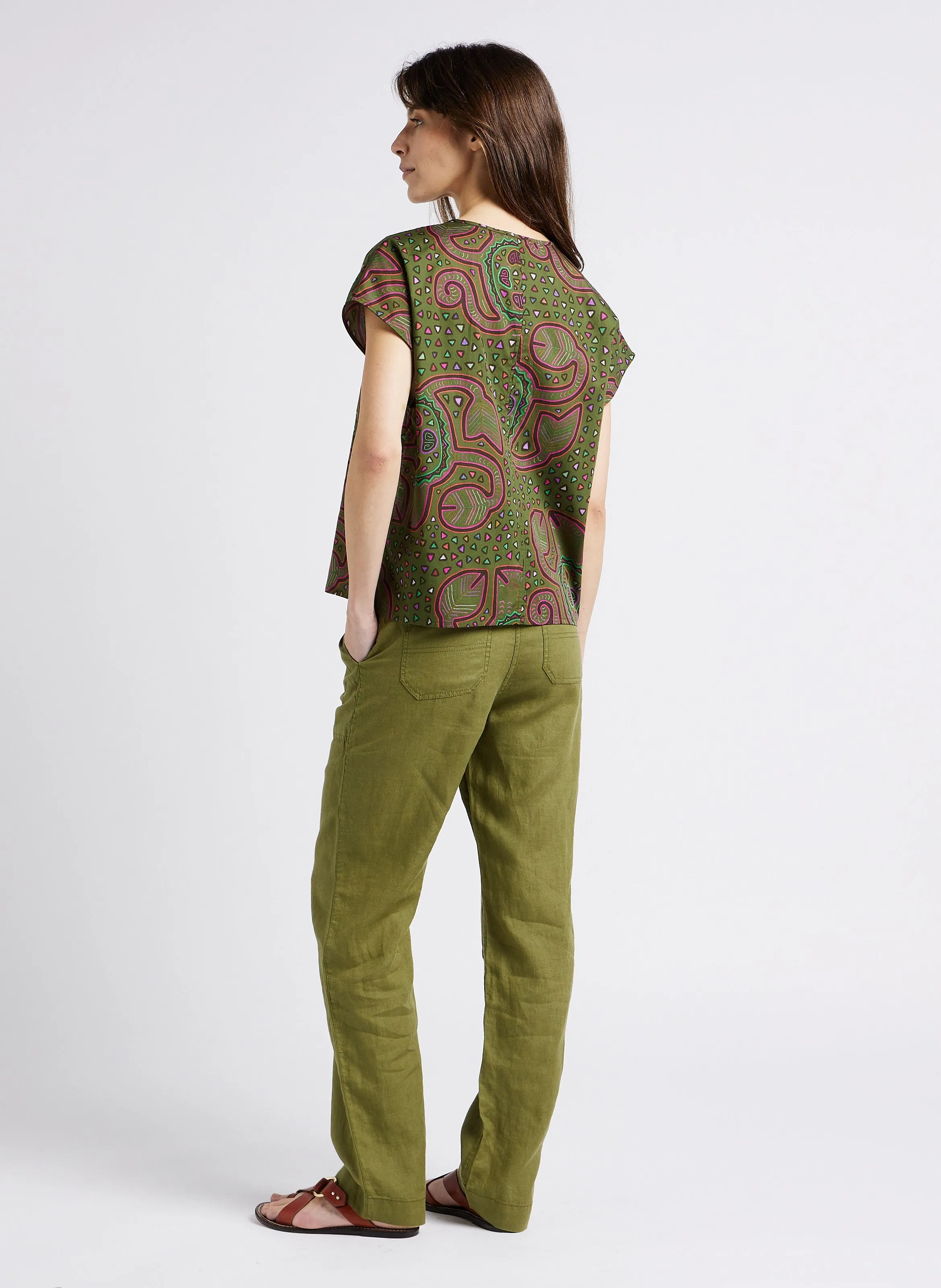 BENSIMON HUGUES  PANTALóN RECTO DE LINO EN CAQUI