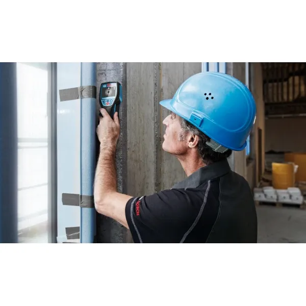 BOSCH  DTECT 120  DETECTOR DE METALES CON 1 BATERíA, LIION, 10.8 V, 1.5 AH, 120 MM, +/ 10 MM / M, ESTUCHE ESPECIAL