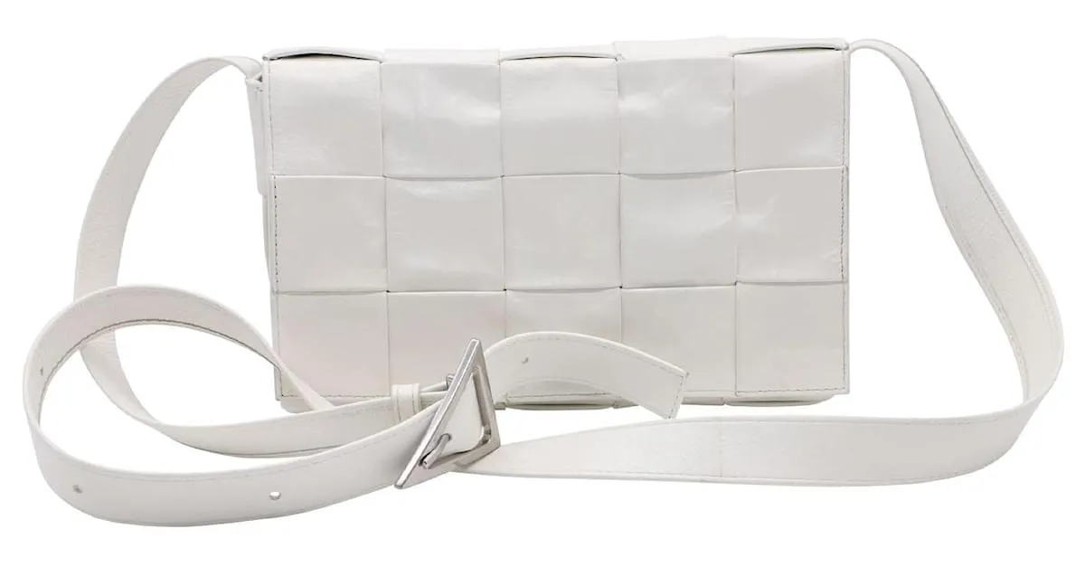 Bottega Veneta Cassette Bag en piel de becerro blanca Cuero Blanco 