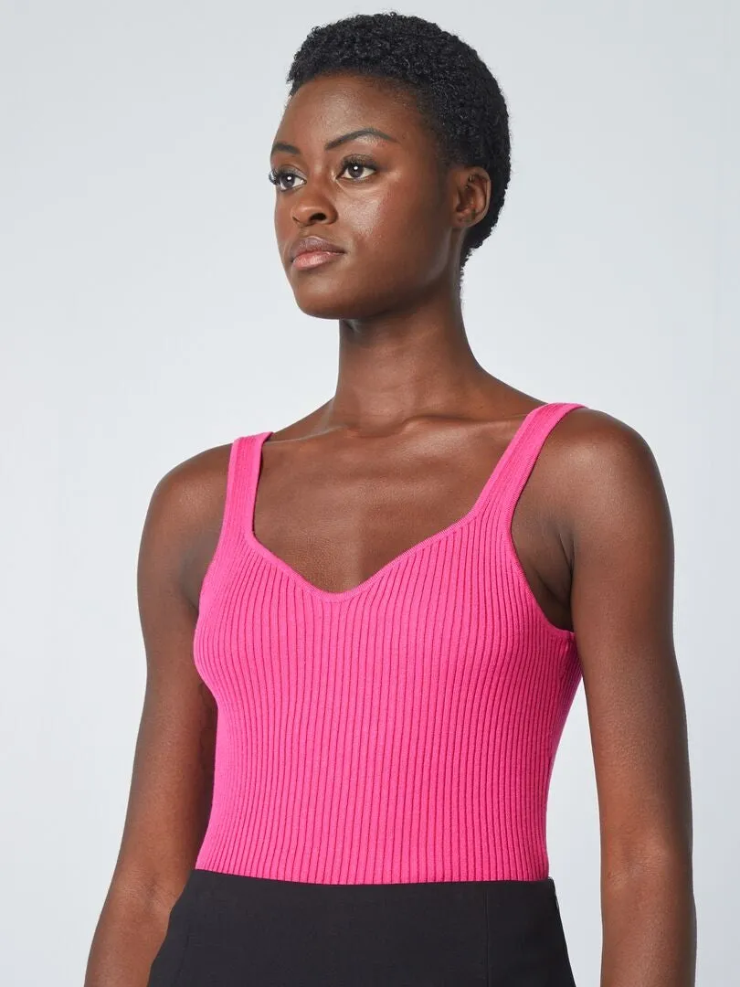 CAMISETA DE TIRANTES DE PUNTO DE CANALé  ROSA