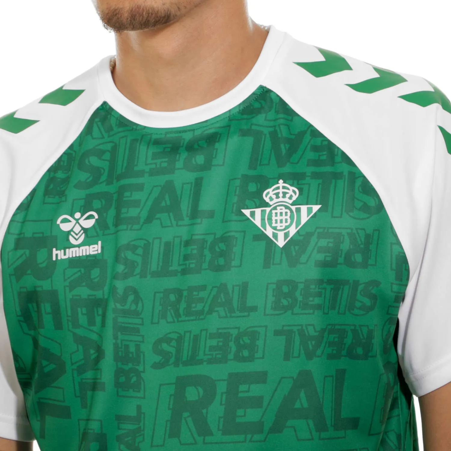 CAMISETA HUMMEL REAL BETIS BALOMPIé PREGAME