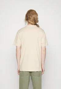 CAMISETA SANTA CRUZ SKATE UNISEX MANGA CORTA ASP FLORES DOT FRONT TSHIRT REF SCA TEE 10307 OATBEIGE