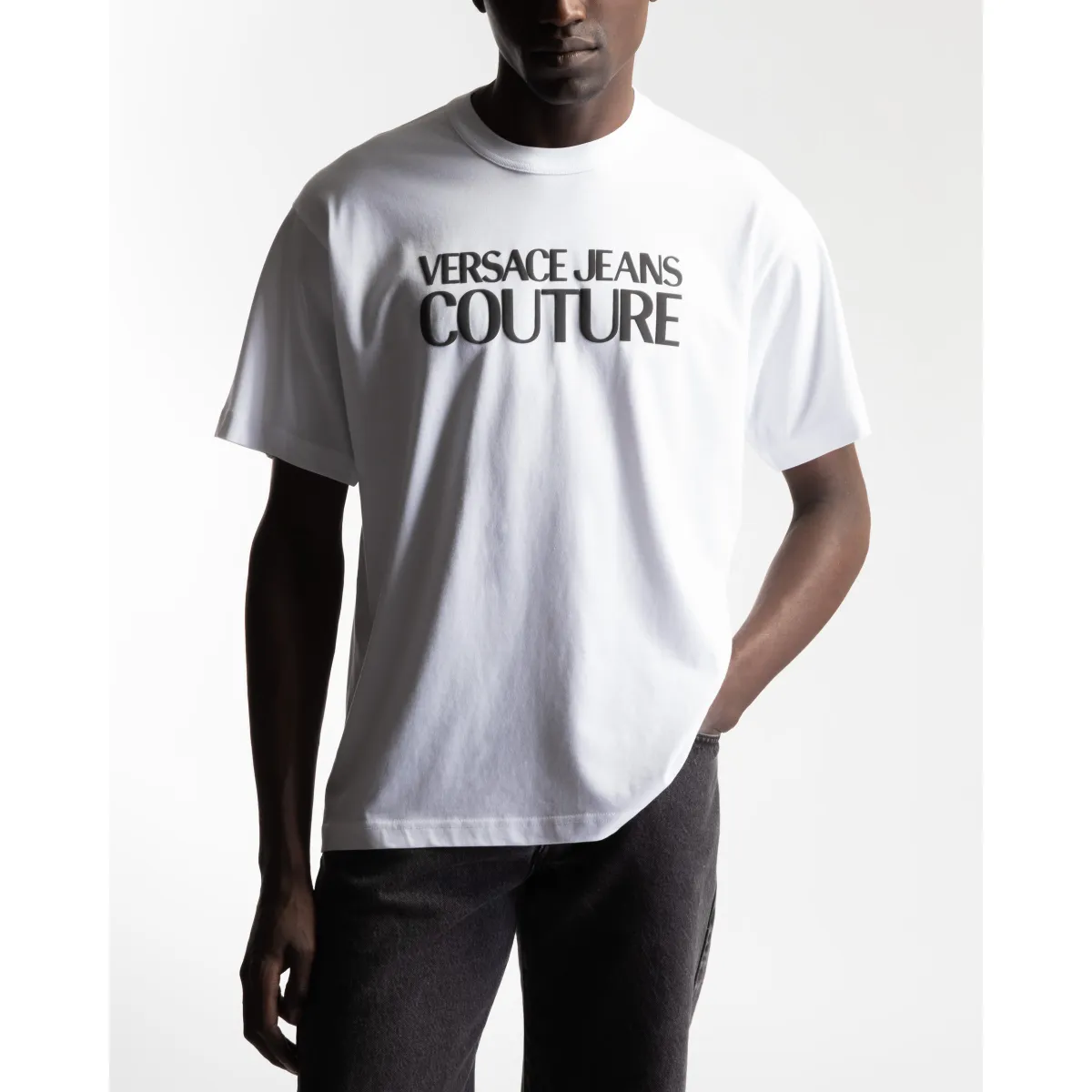 Camiseta Versace Jeans Couture 74GAHT03 Blanco