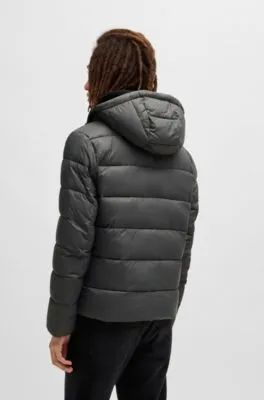 Chaqueta acolchada slim fit repelente al agua con ribete de logo