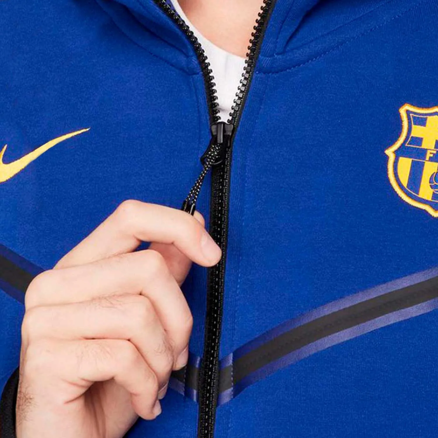 Chaqueta Nike Barcelona Sportswear Tech Fleece Hoody
