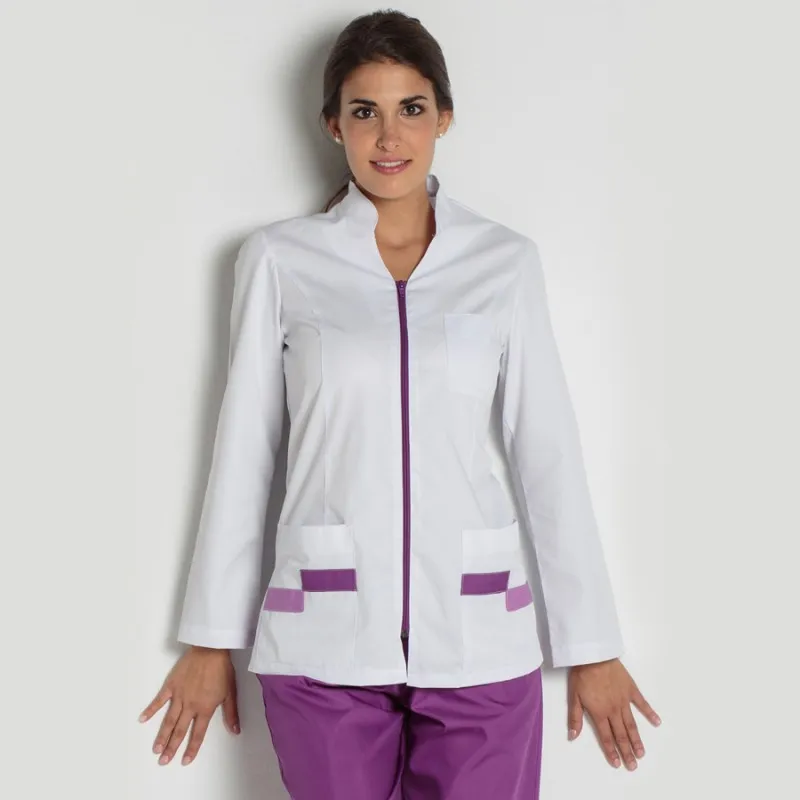 Chaqueta sanitaria manga larga blanca y lila