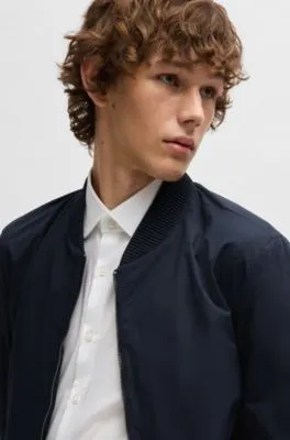 Chaqueta slim fit de algodón elástico