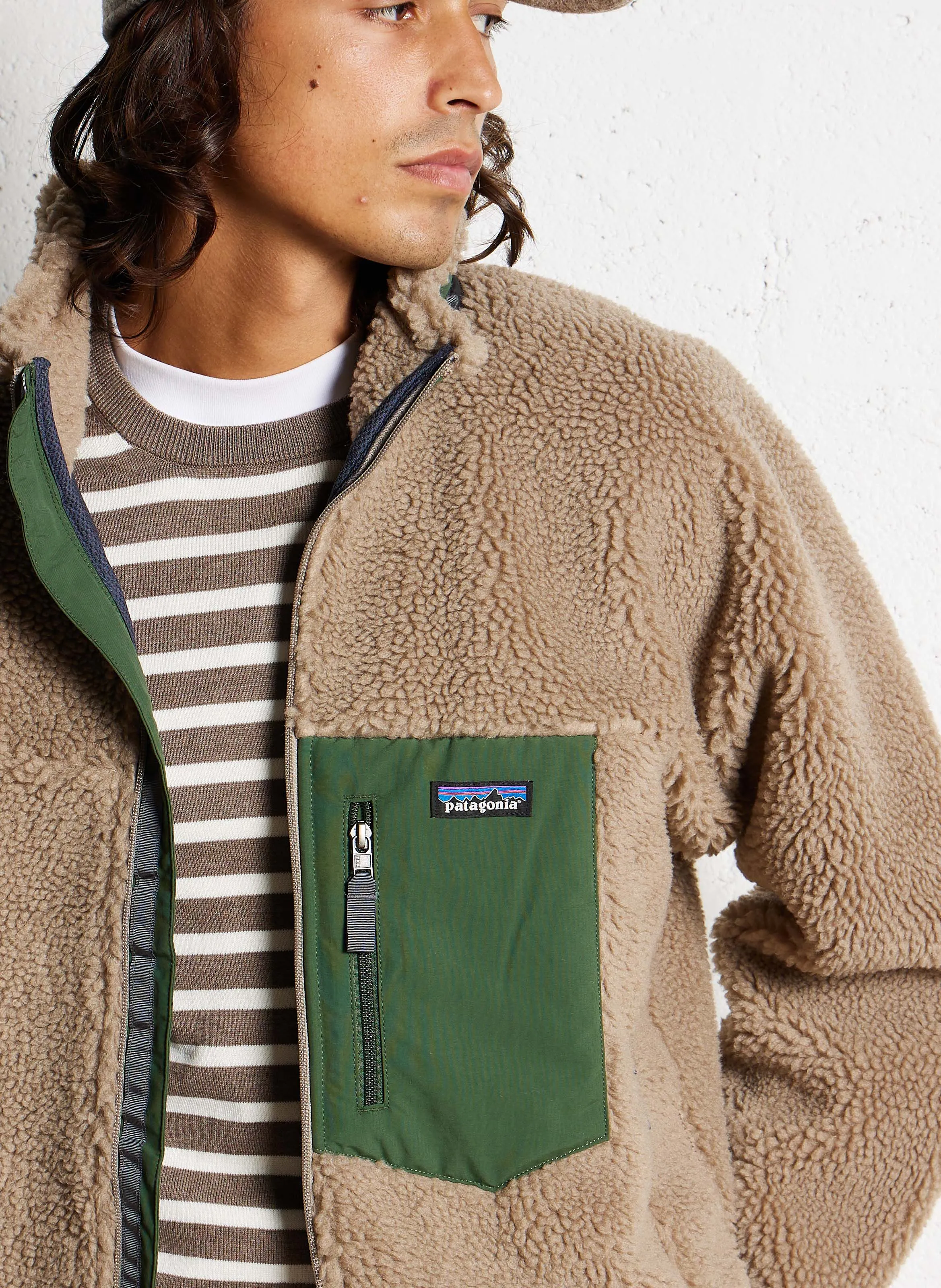 CLASSIC RETROX  CHAQUETA CON CUELLO ALTO Y CIERRE DE CREMALLERA EN SHERPA EN GRIS