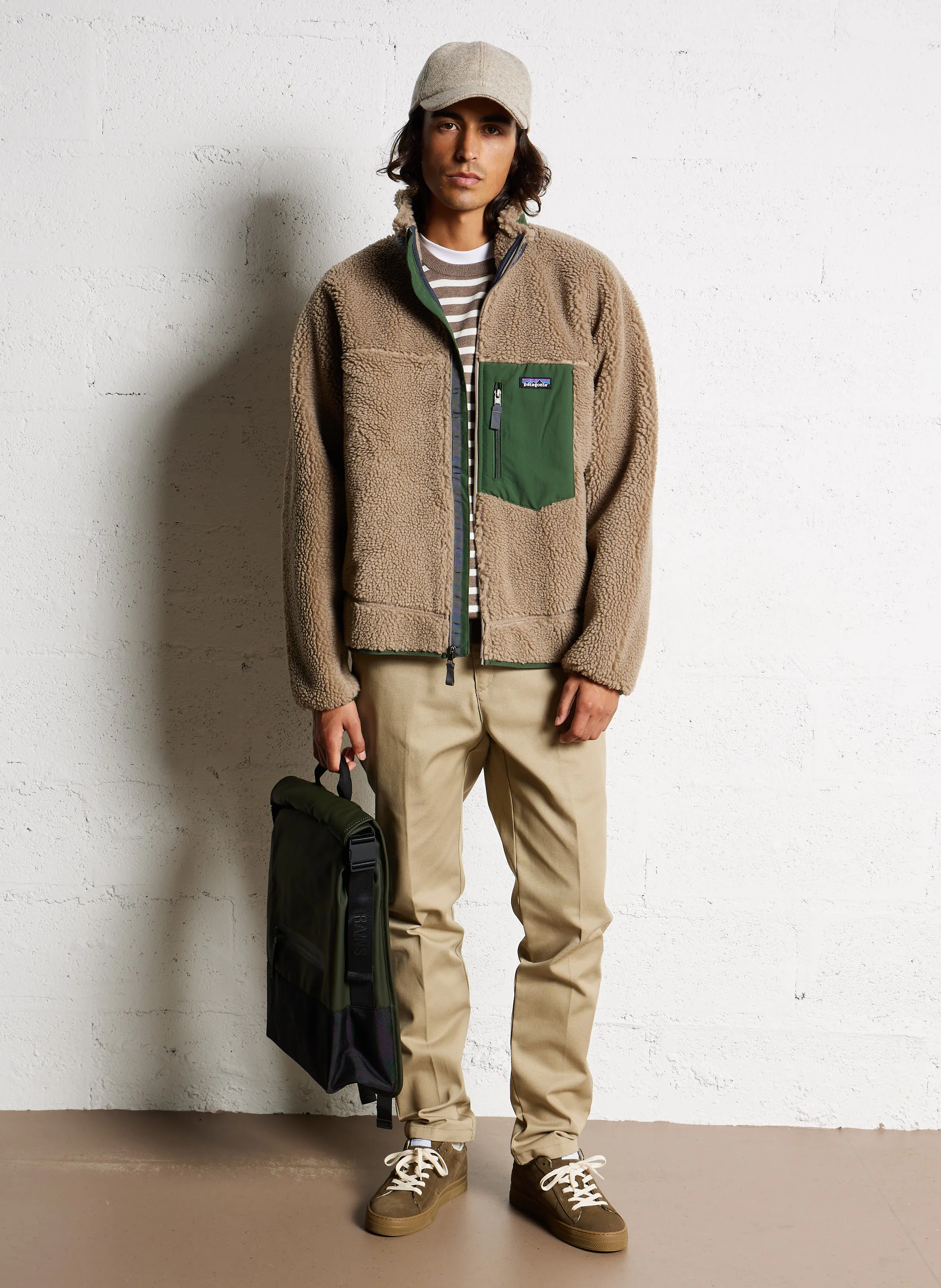CLASSIC RETROX  CHAQUETA CON CUELLO ALTO Y CIERRE DE CREMALLERA EN SHERPA EN GRIS