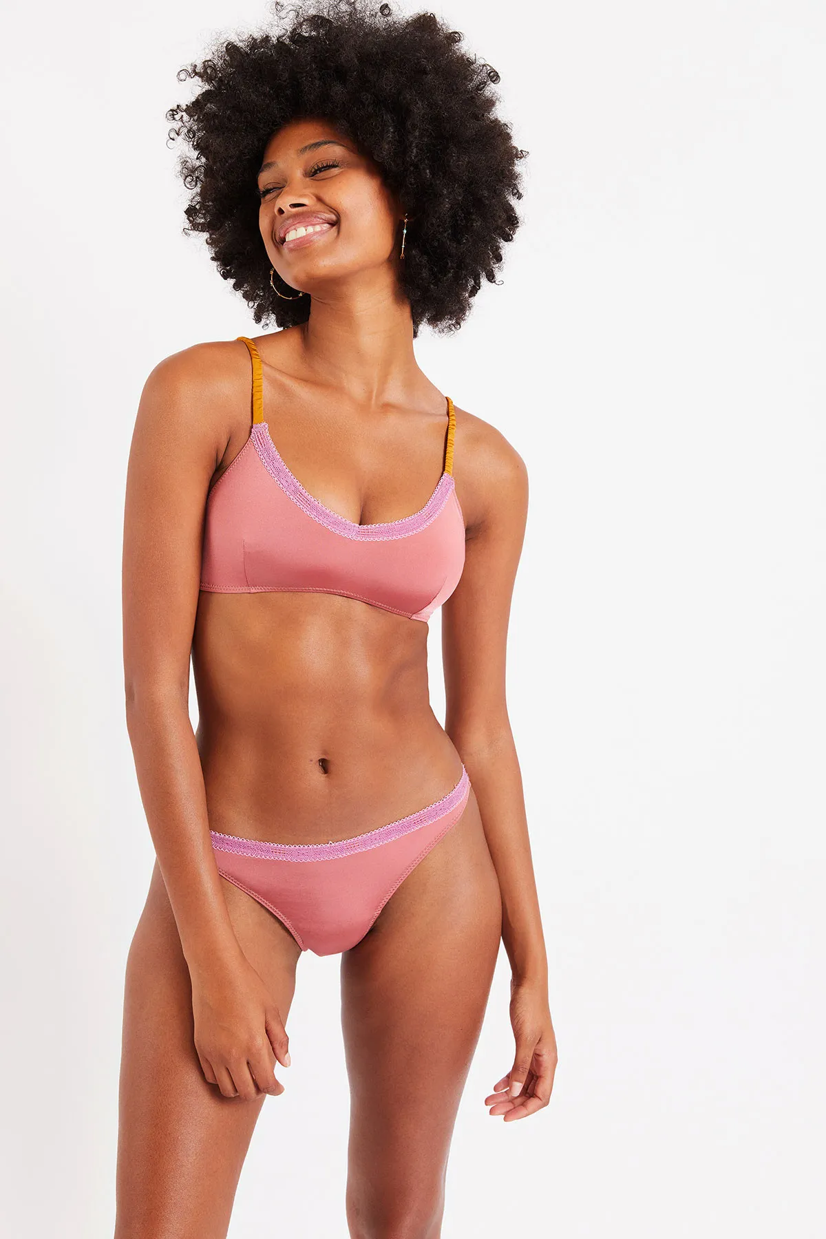 Conjunto de lencería rosa Joyful & Pretty Silky