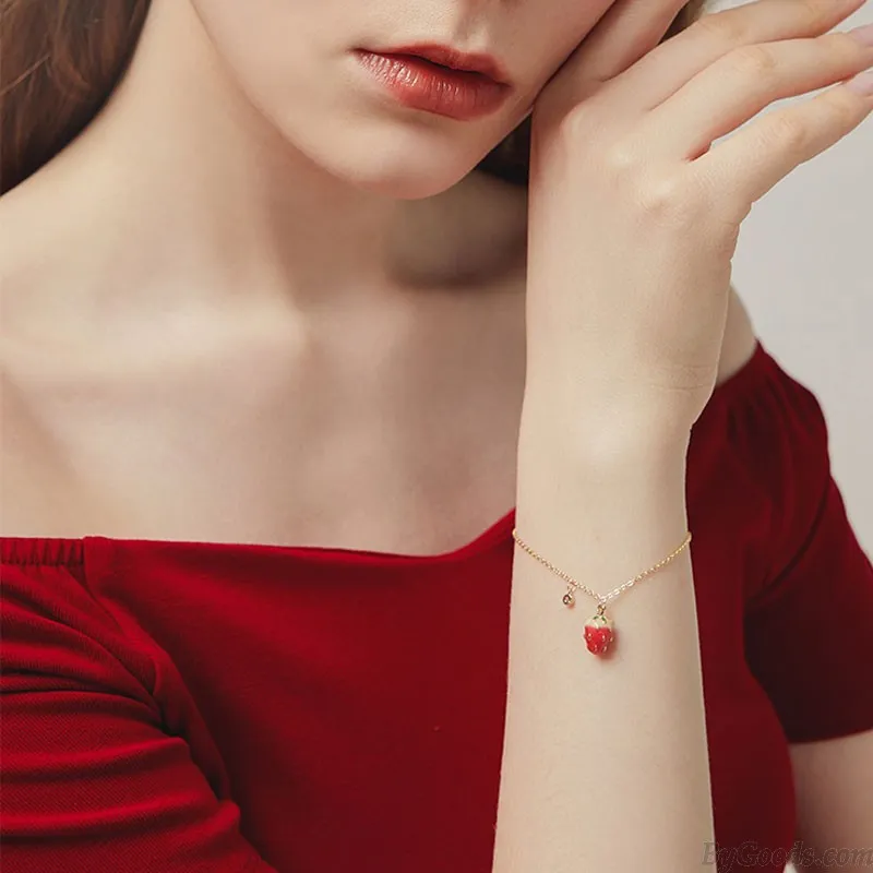Cute Strawberry Pendant Bracelet Valentine's Day Gift Jewelry Anklet Accessories Women's Bracelet 