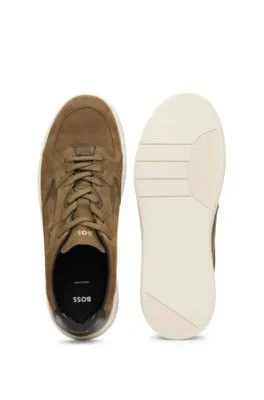 Deportivas de mezcla de materiales con ante y piel