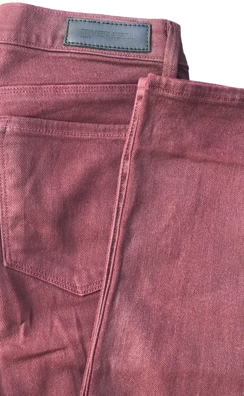 ETIQUETA NEGRA Pantalón Burdeo