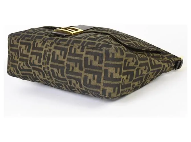 Fendi Mamma Baguette Castaño 