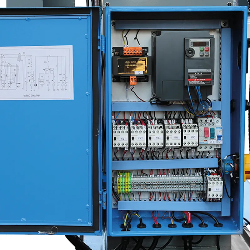FRESADORA VERTICAL CON INVERTER