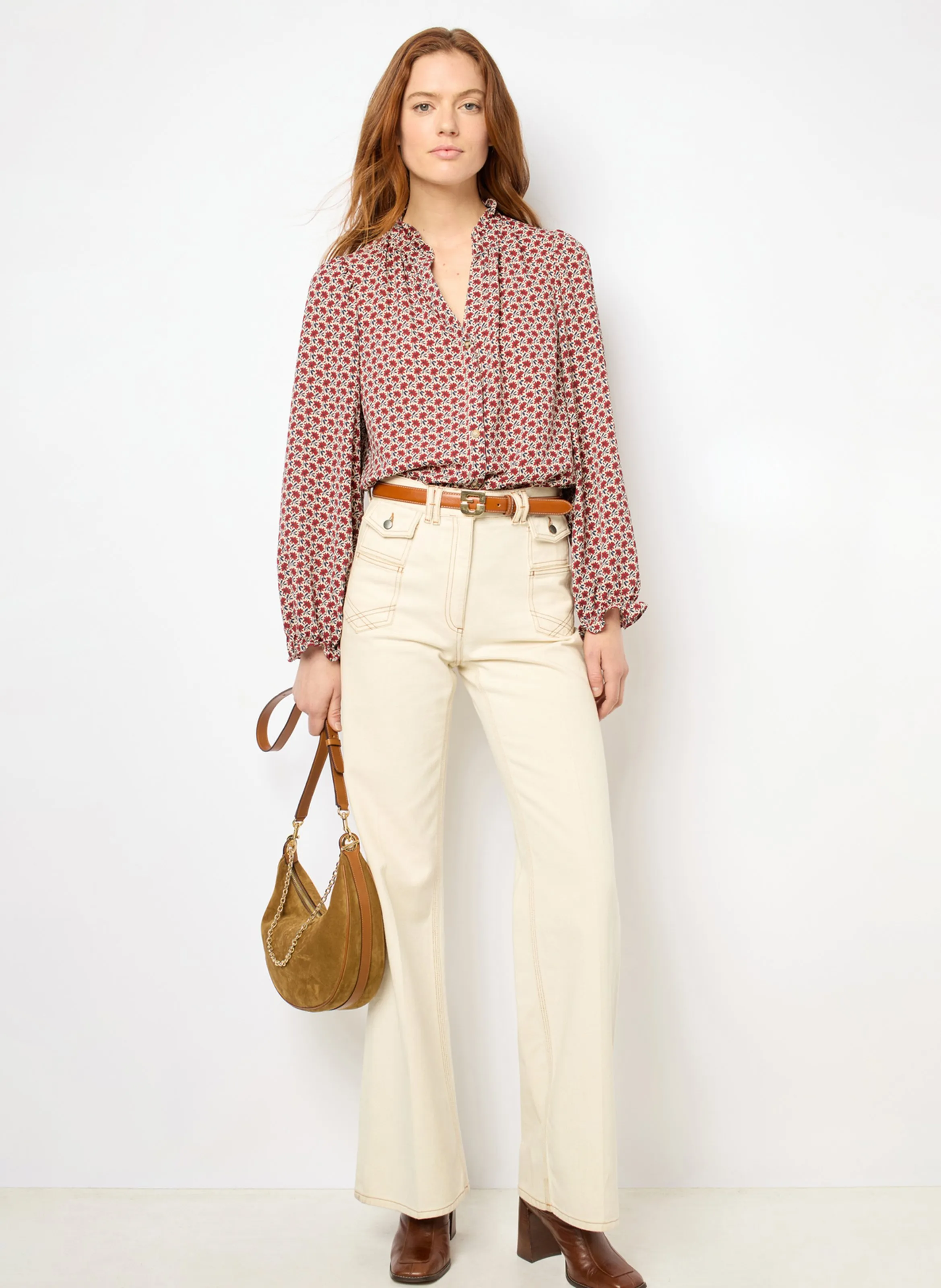 GERARD DAREL BELLY  CAMISA ESTAMPADA CON CUELLO TUNECINO RECTO EN BEIGE
