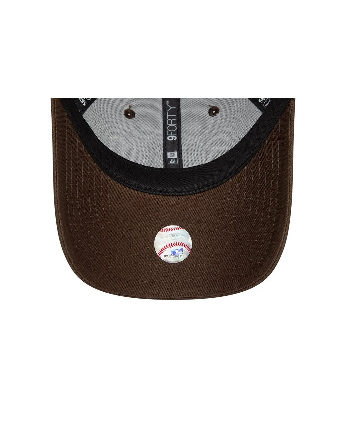 Gorra New Era New York Yankees Womens League Essential Marrón 9FORTY