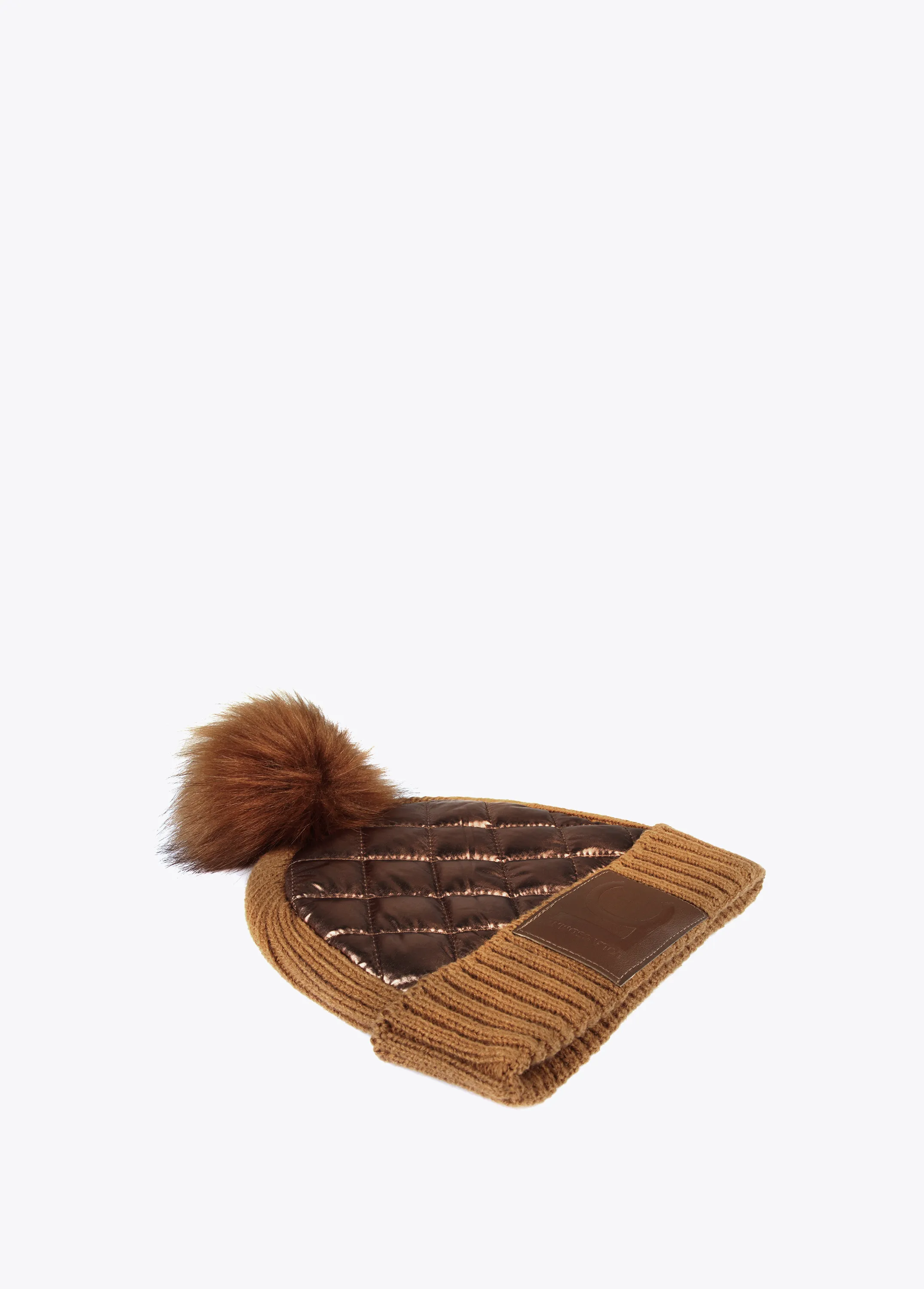 Gorro metalizado pompón marrón Lola Casademunt