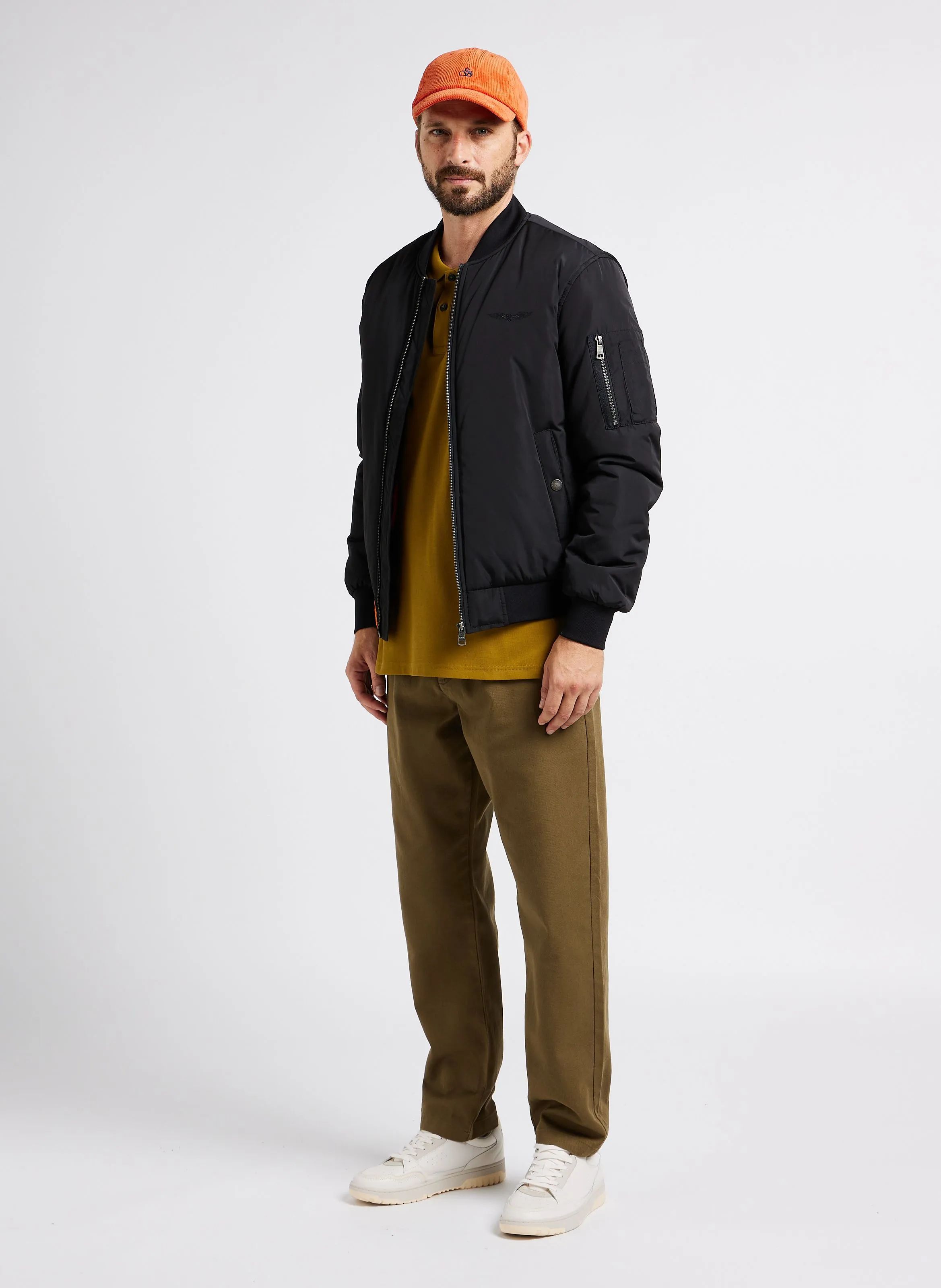 MAX  CHAQUETA BOMBER CON CUELLO REDONDO EN NEGRO