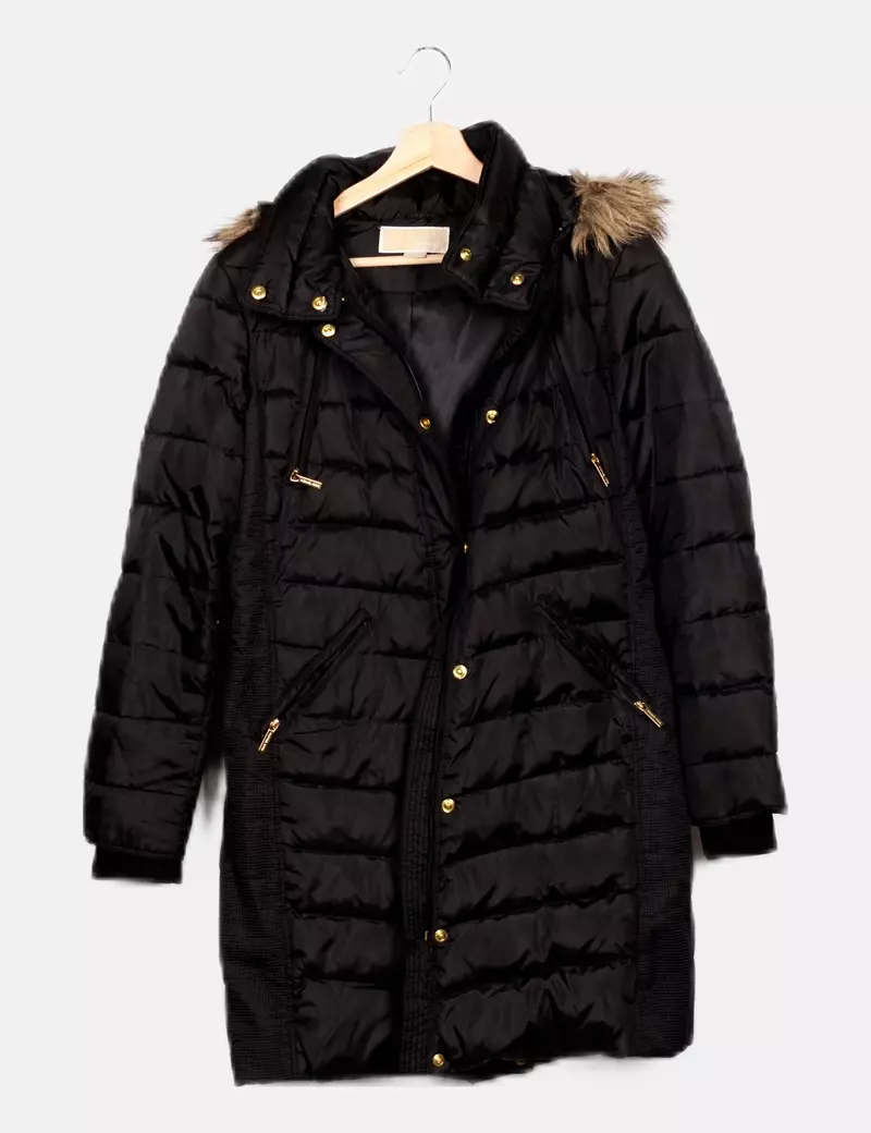 Michael Kors Abrigo negro acolchado