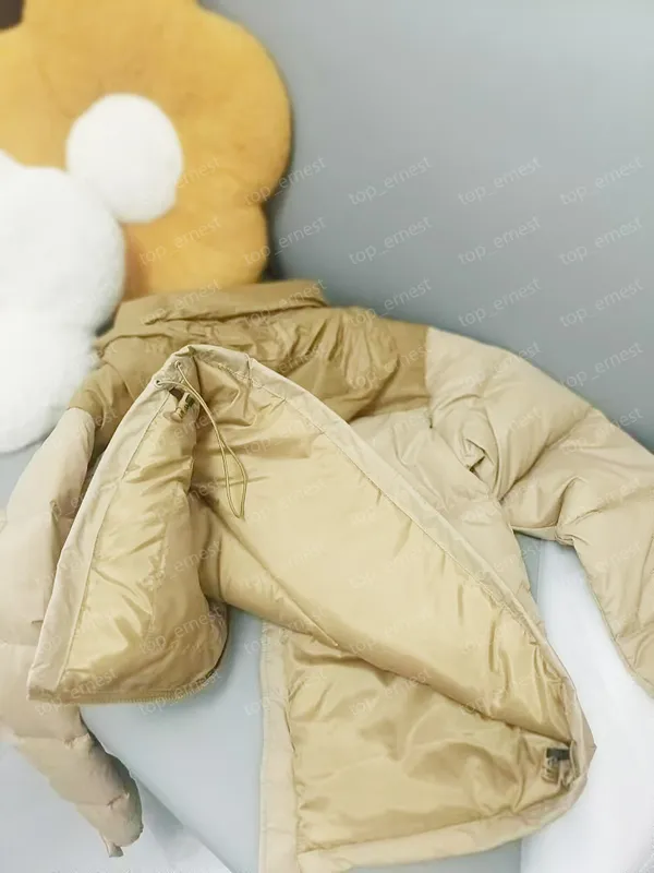 Mujeres Jackets Atléticos Diseñador de pato blanco Down Capacalas Down Coat Fuffer Cálido Slim Portable delgada