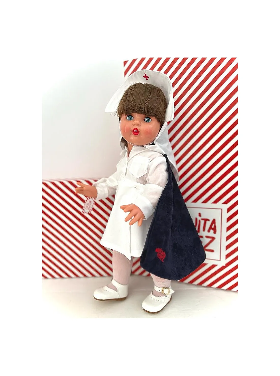 MUñECA MARIQUITA PéREZ ENFERMERA  VINILO 50CM.