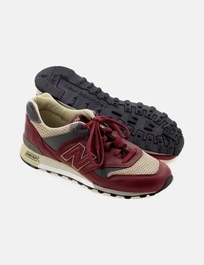 New Balance Zapatilla combinada beige y granate
