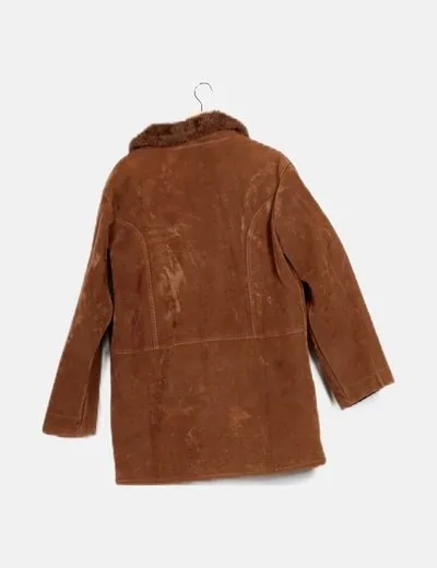 NoName Abrigo marron detalle pelo