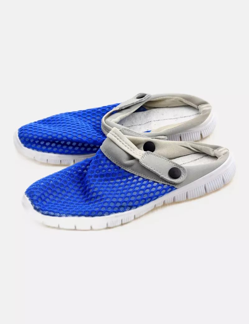 NoName Sandalia troquelada azul