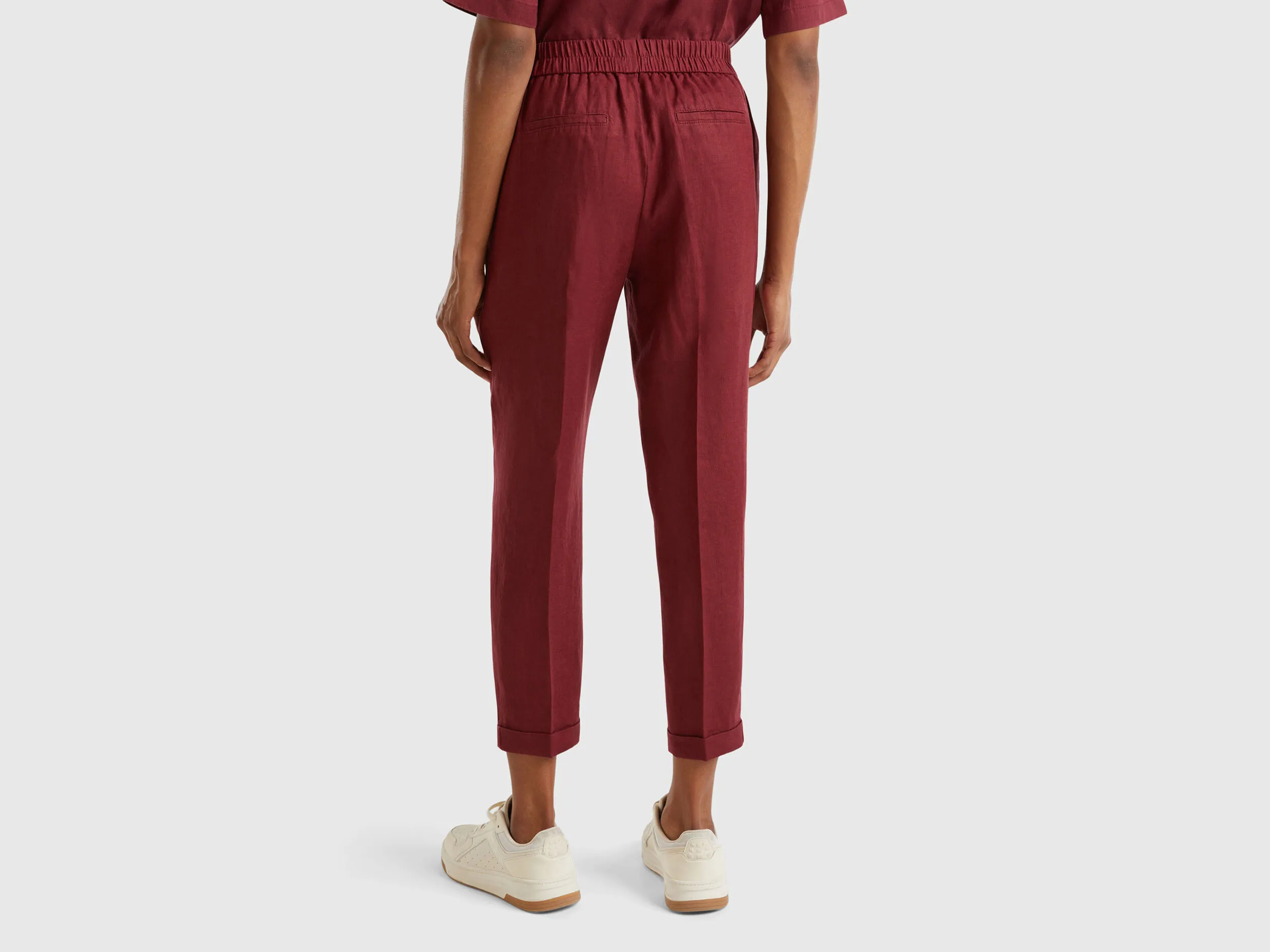 Pantalón regular fit de 100 % lino