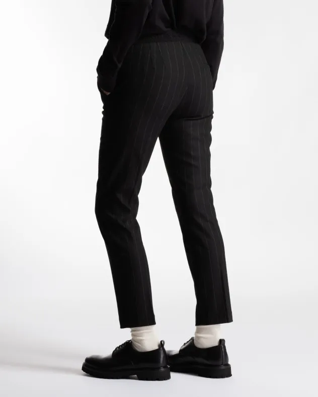 pantalones clásicos Versace Jeans Couture 75HAA112 Negro