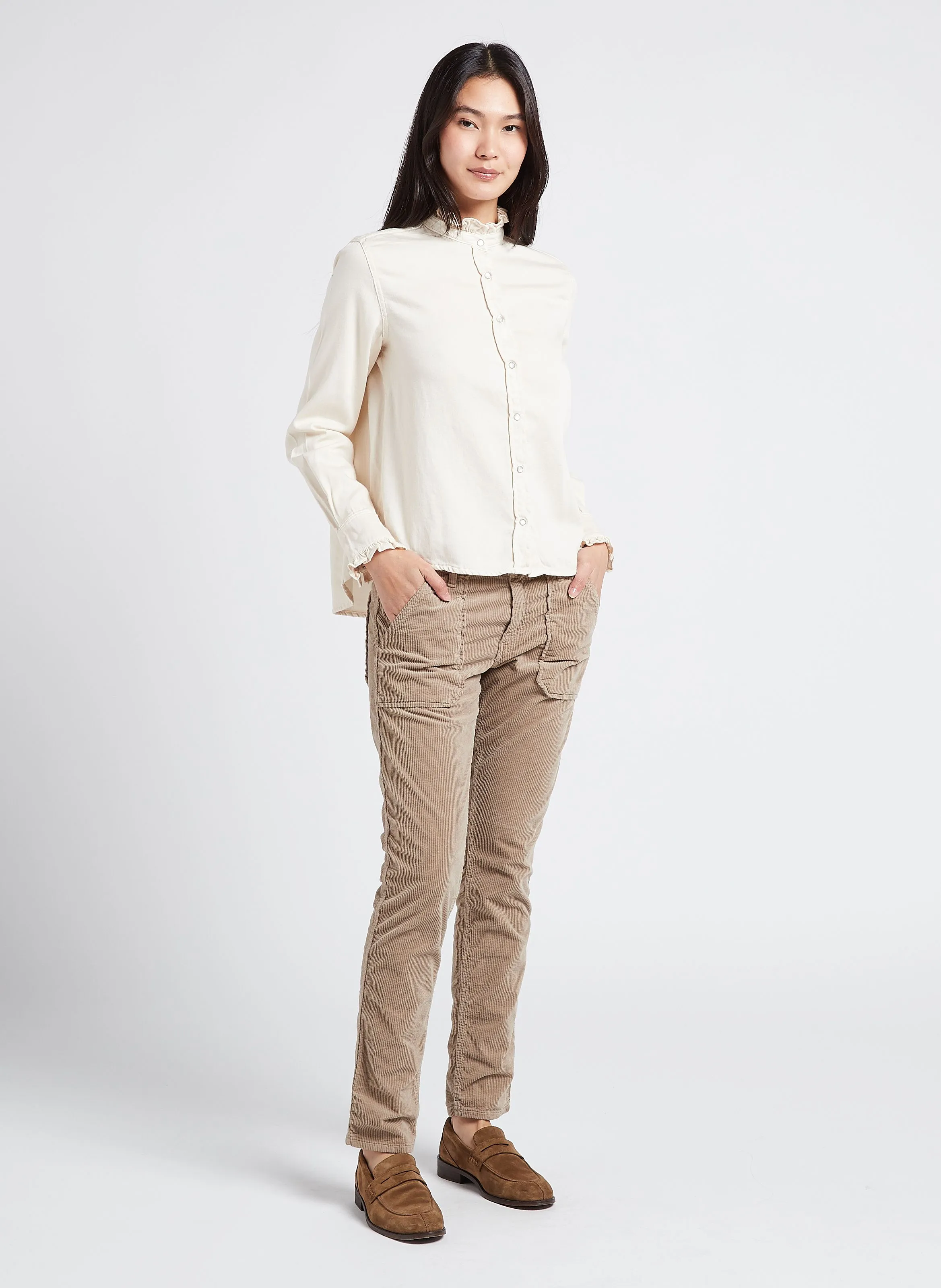 PIERCE  PANTALóN SLIM DE PANA EN BEIGE
