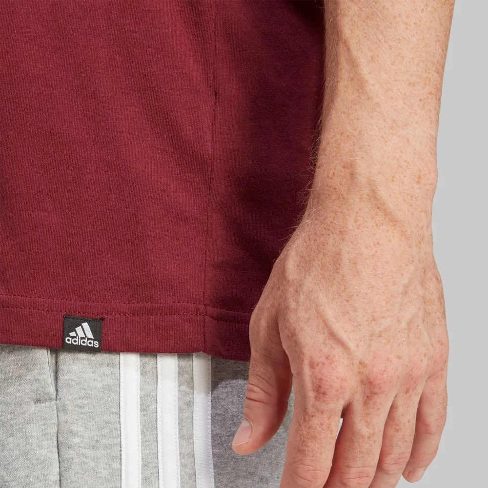 Playera adidas Folded Badge Hombre