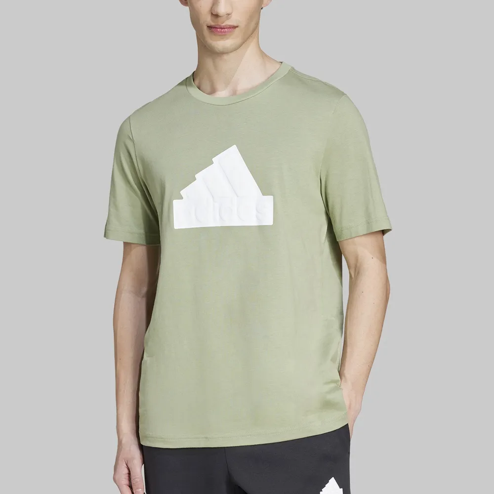 Playera adidas Future Icon Badge Of Sport Hombre