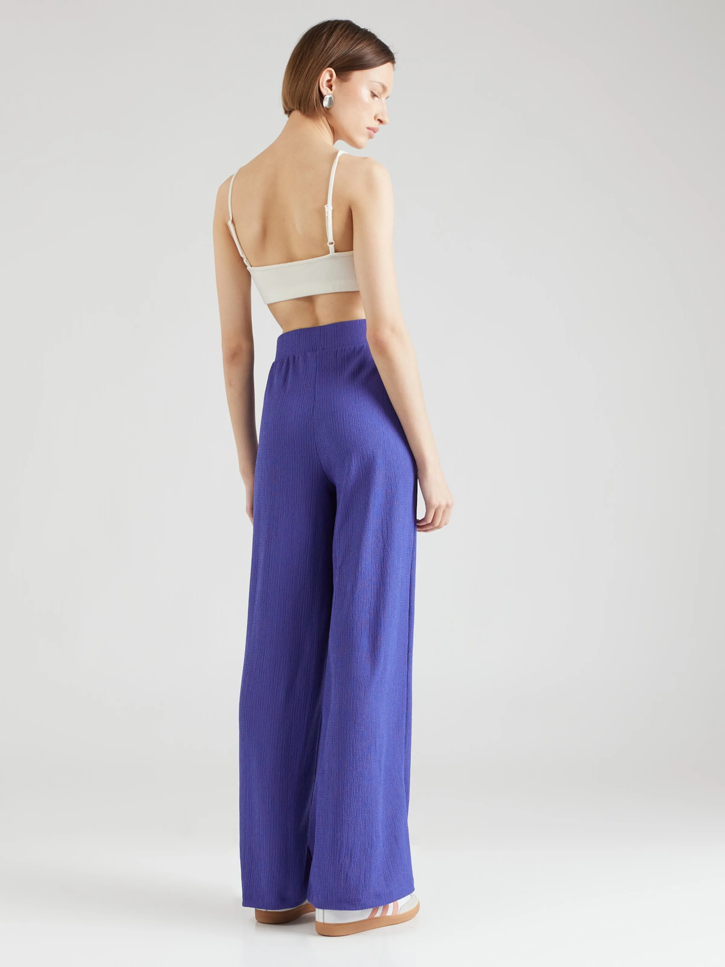 regular Pantalón 'Shirin' ABOUT YOU en Azul Cobalto