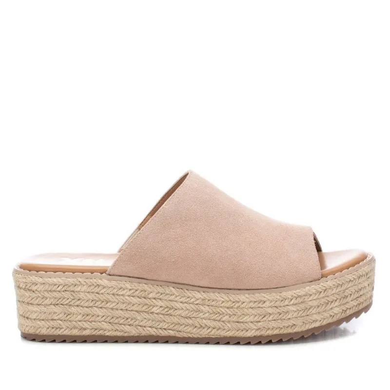 Sandalia de mujer XTI 142557 Beige