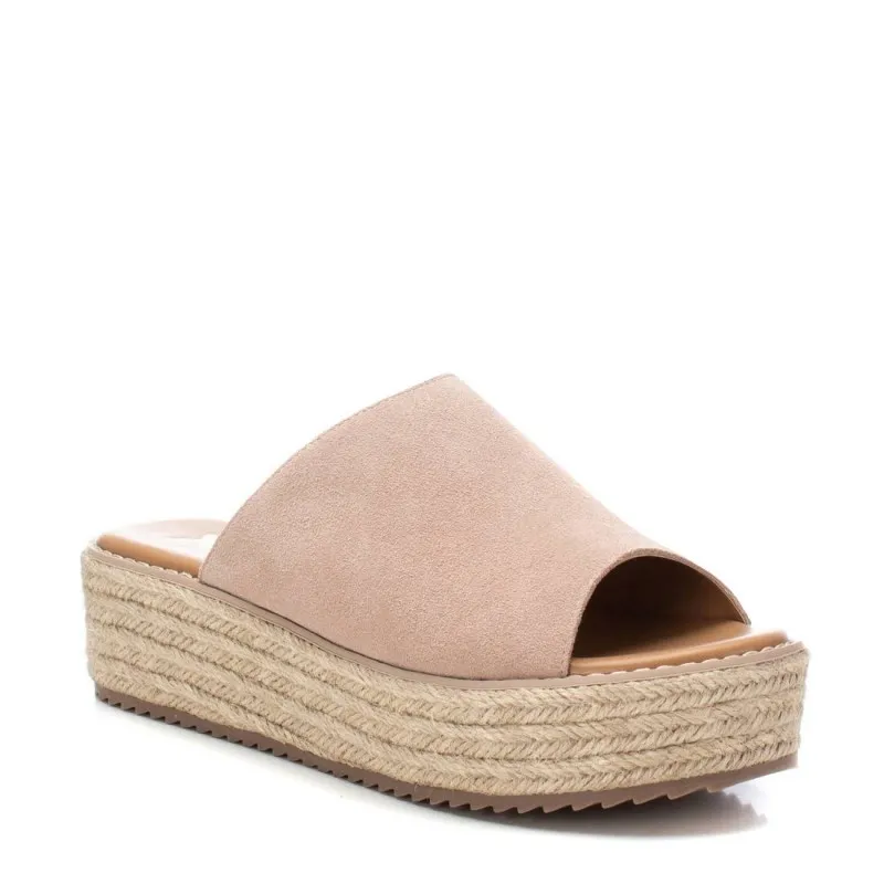 Sandalia de mujer XTI 142557 Beige
