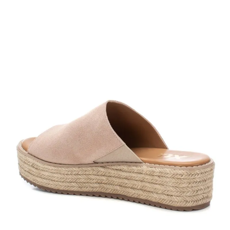 Sandalia de mujer XTI 142557 Beige