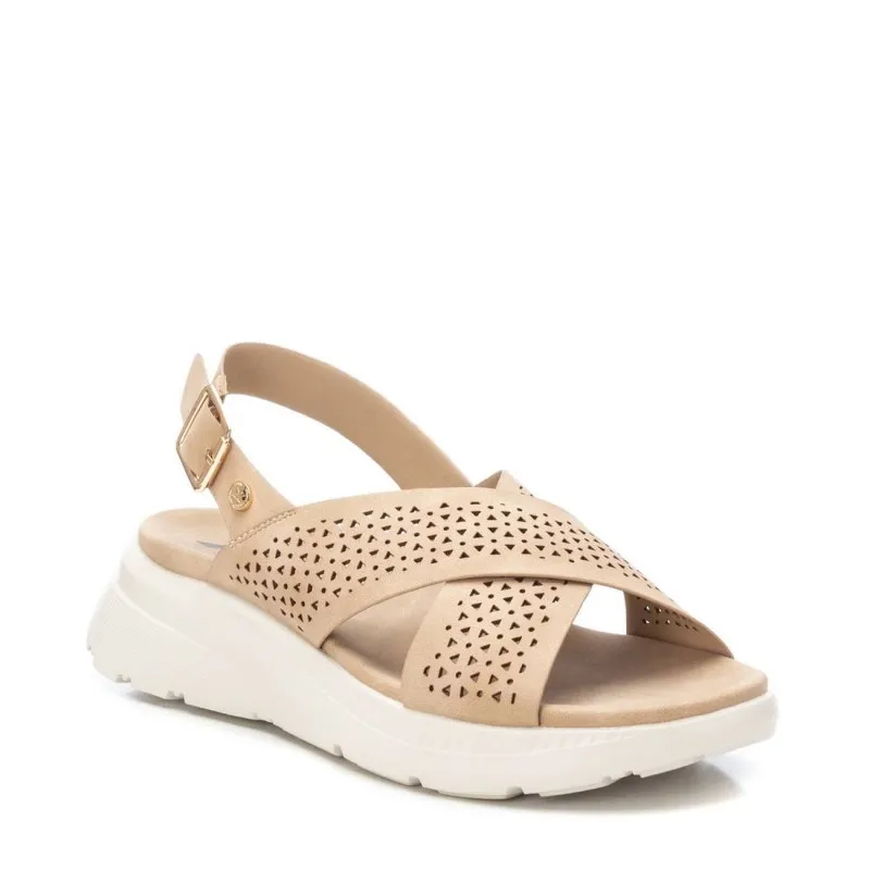 Sandalia de mujer XTI 142706 Beige