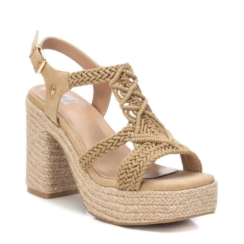 Sandalia de mujer XTI 142839 Beige