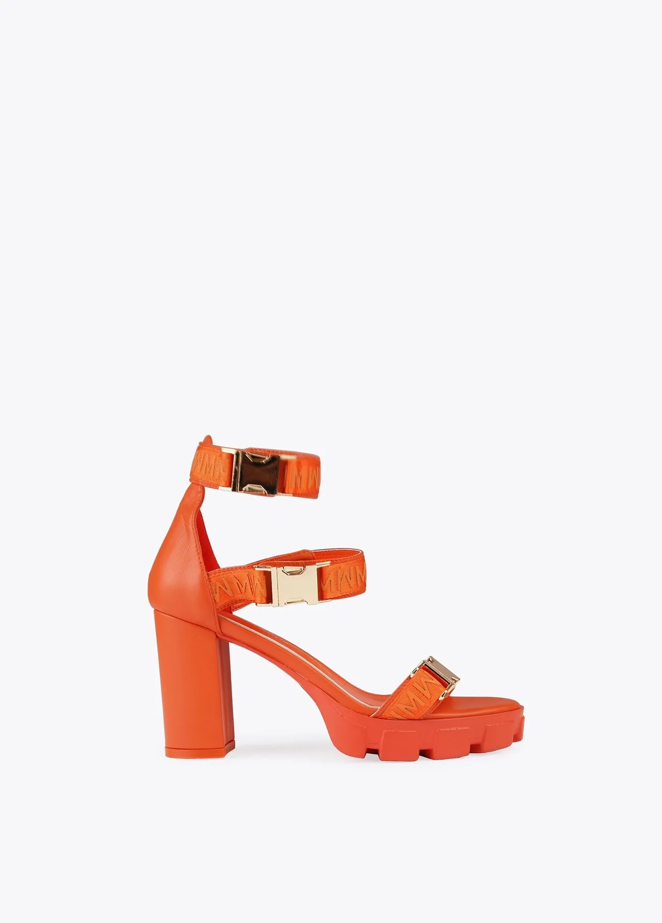 Sandalia de piel estilo track con hebillas Naranja Lola Casademunt