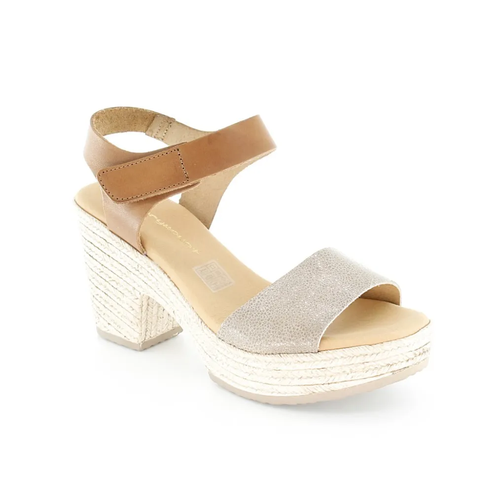 Sandalias AngryMount 4709 Beige