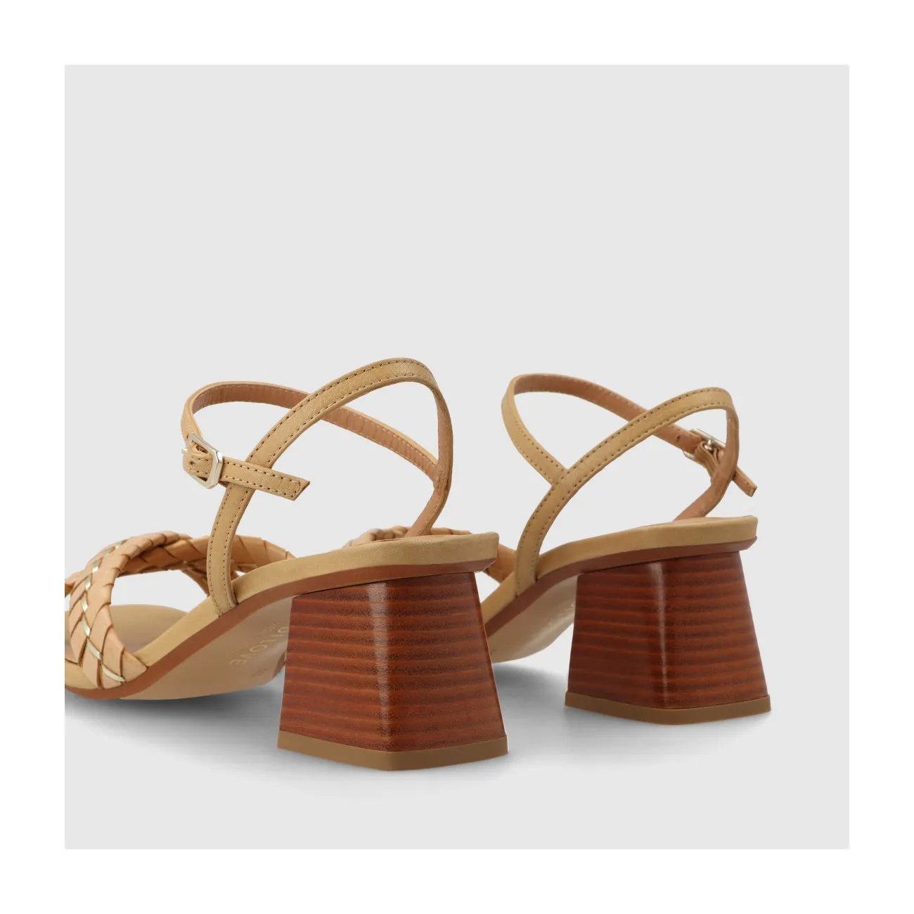 SANDALIAS BEIGE MIL4377SU