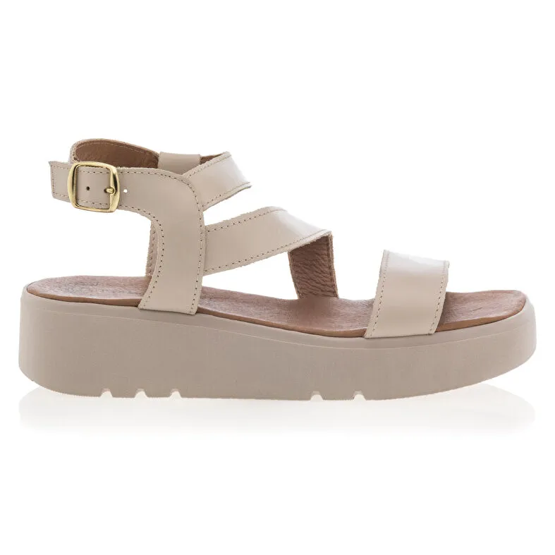 Sandalias/ descalzo mujer beige