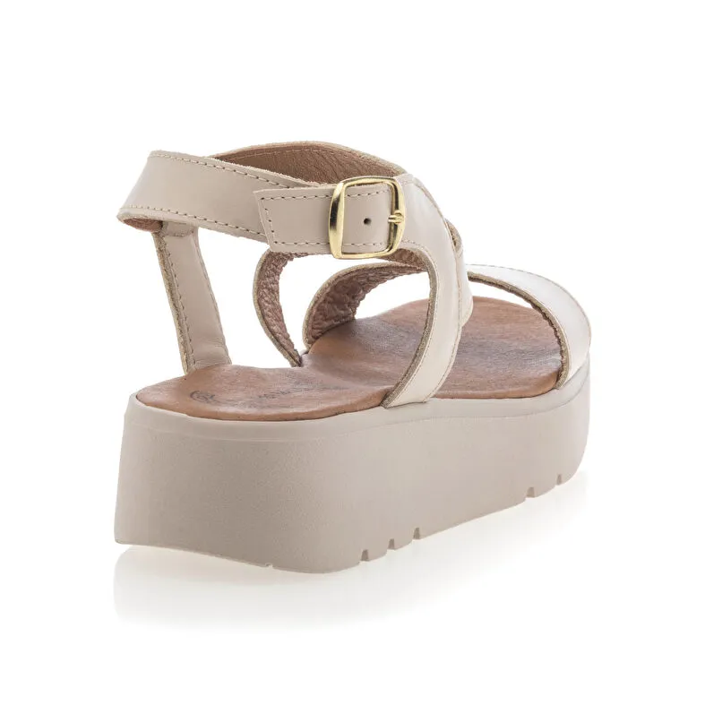 Sandalias/ descalzo mujer beige