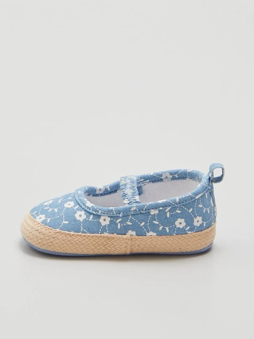 SANDALIAS ESTAMPADAS ESTILO ALPARGATAS  AZUL