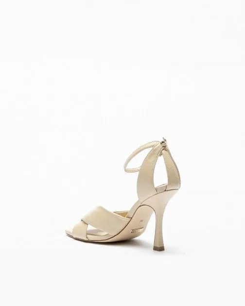 Sandalias Guess Hyson Beige