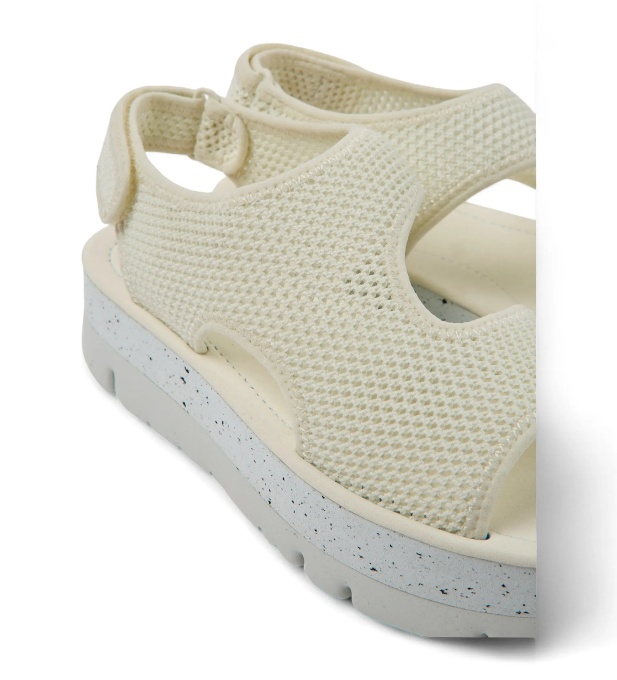 Sandalias Oruga up beige